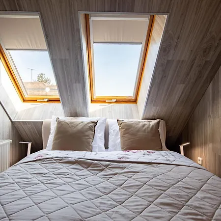 Very Calm - Easy Sleep With Aircon Apartment Budapest